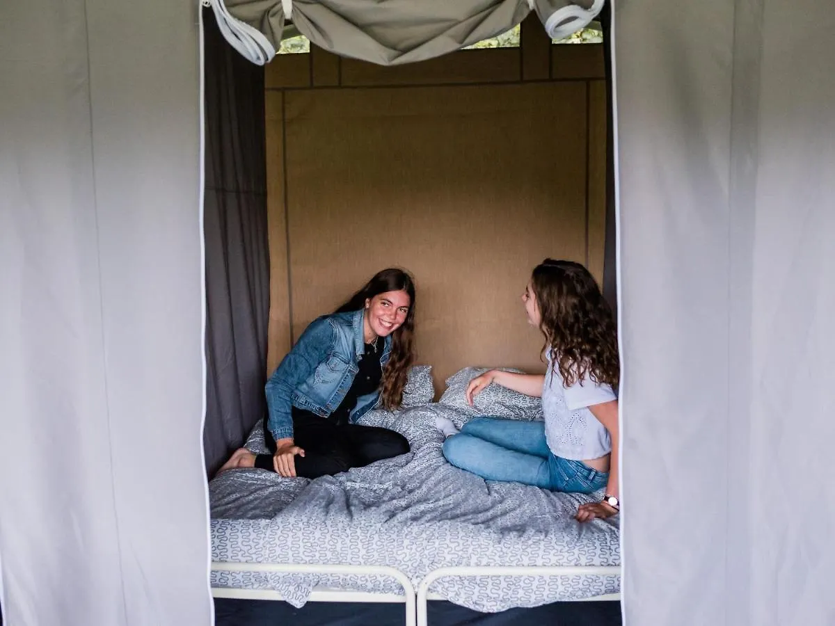 Nice Tent Lodge On The Edge Of A Forest, 30 Km From Luxembourg Nommern Luxussátor